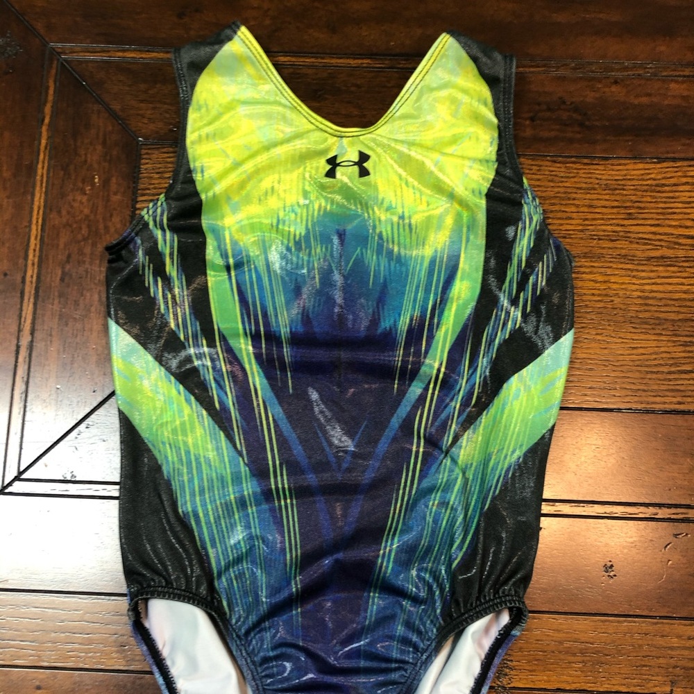 Women’s Under Armour Adult S V neck Leotard